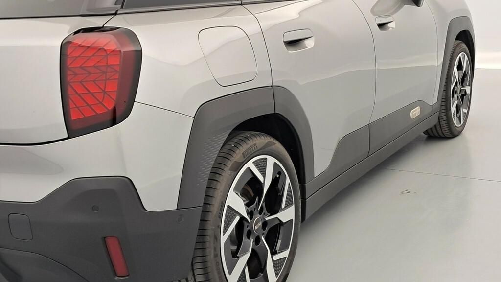 fotoG 18 del MINI MINI Aceman E 135 kW (184 CV) 184cv Eléctrico del 2025 en Madrid