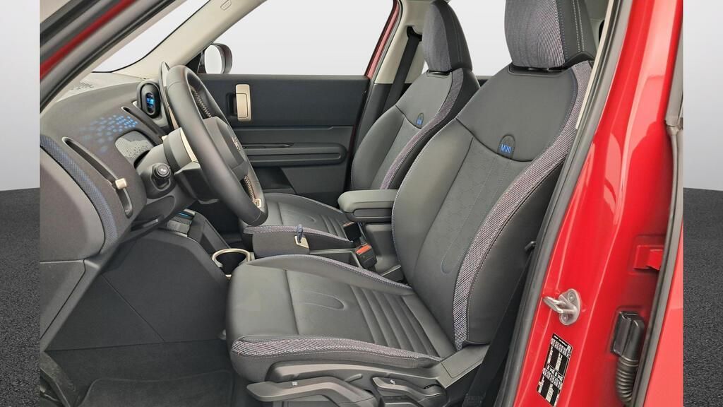 fotoG 8 del MINI MINI Countryman D 120 kW (163 CV) 163cv Diésel del 2025 en Madrid