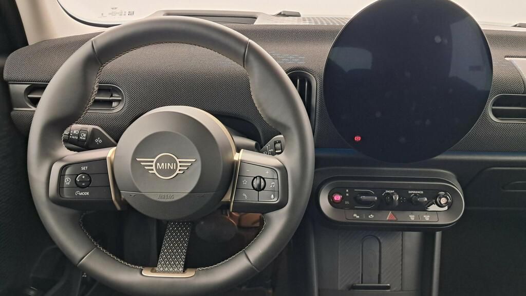 fotoG 7 del MINI MINI Cooper 5 Puertas C 115 kW (156 CV) 156cv Gasolina del 2025 en Madrid