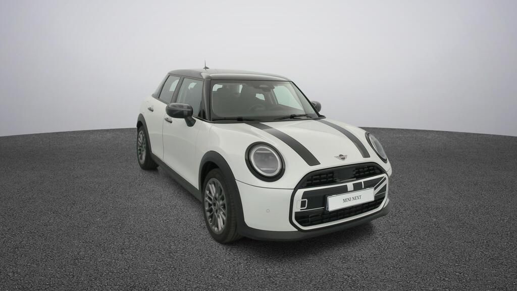 fotoG 16 del MINI MINI Cooper 5 Puertas C 115 kW (156 CV) 156cv Gasolina del 2025 en Madrid