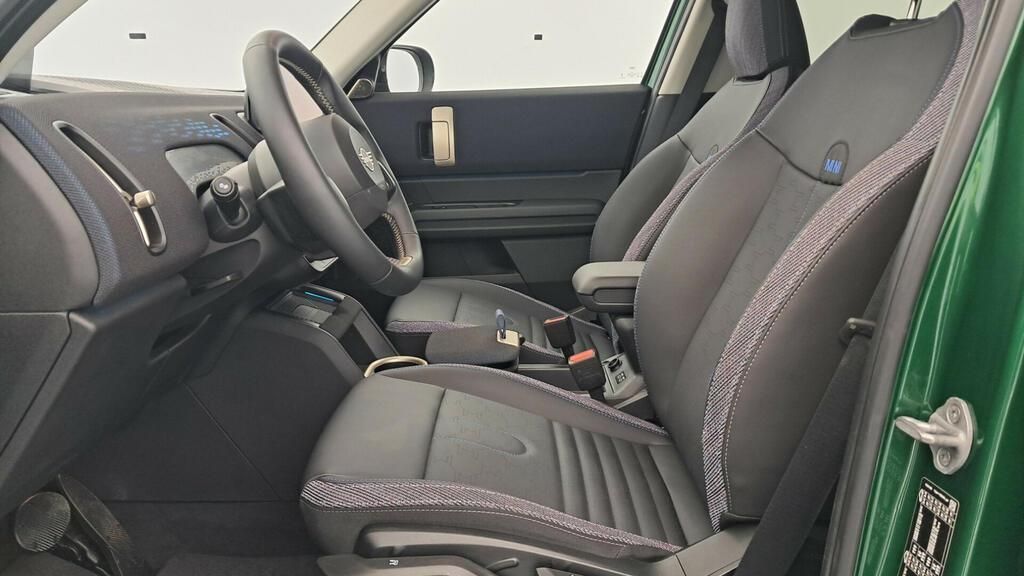 fotoG 8 del MINI MINI Countryman D 120 kW (163 CV) 163cv Diésel del 2025 en Madrid