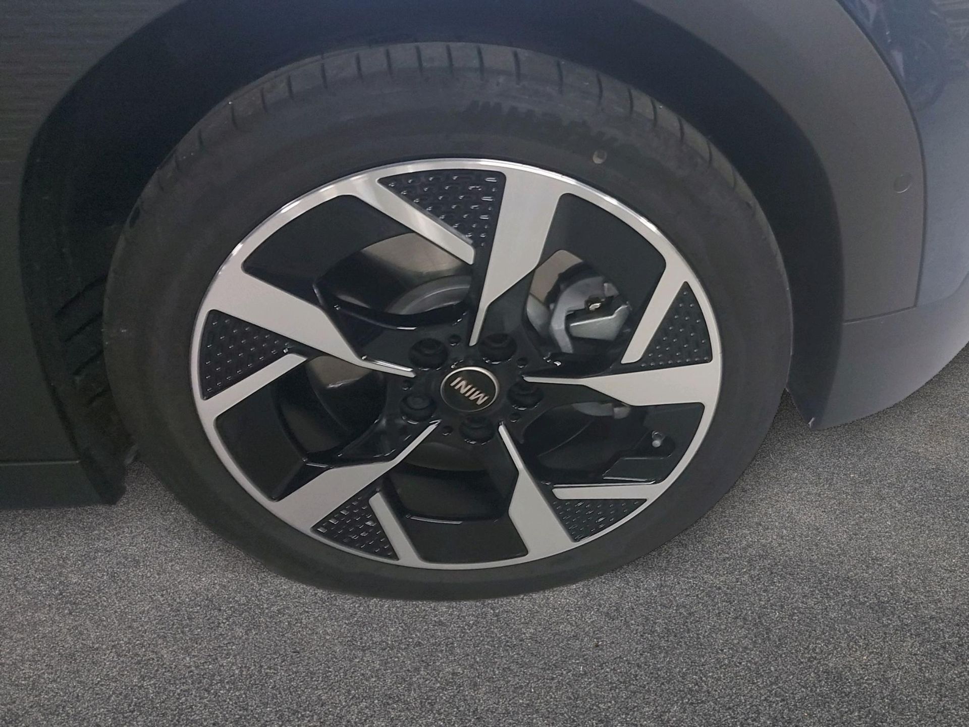 fotoG 11 del MINI MINI Aceman SE 160 kW (218 CV) 218cv Eléctrico del 2025 en Madrid