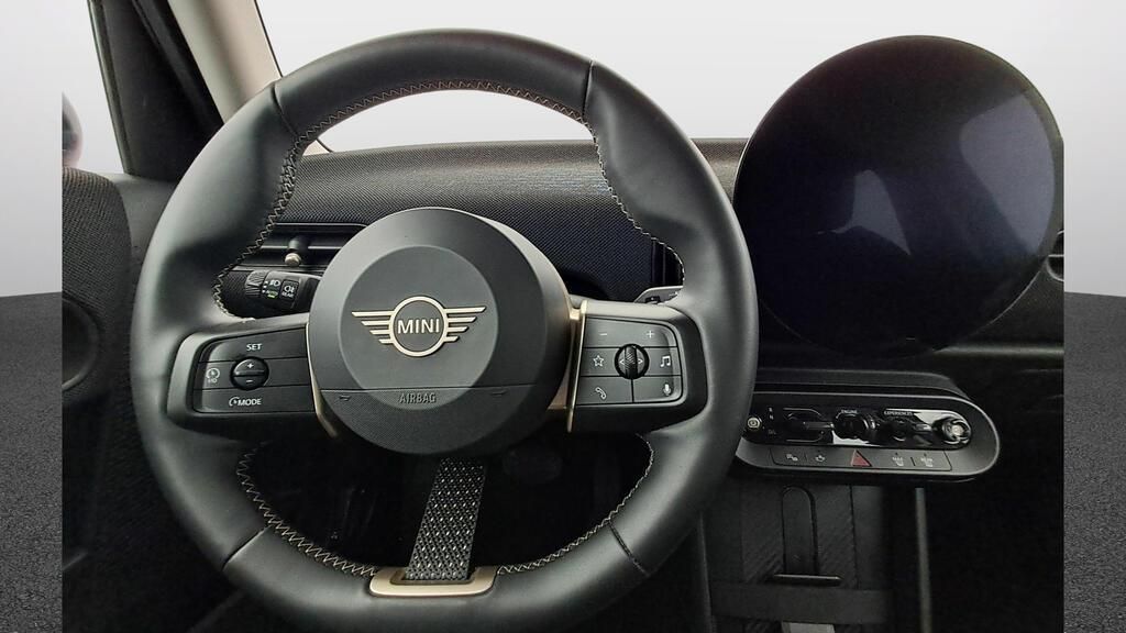 fotoG 7 del MINI MINI Cooper 5 Puertas C 115 kW (156 CV) 156cv Gasolina del 2025 en Madrid