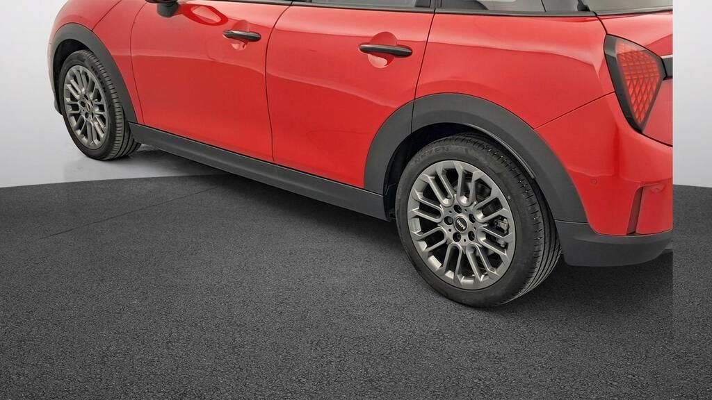 fotoG 17 del MINI MINI Cooper 5 Puertas C 115 kW (156 CV) 156cv Gasolina del 2025 en Madrid