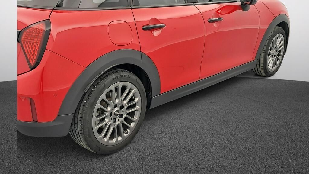 fotoG 18 del MINI MINI Cooper 5 Puertas C 115 kW (156 CV) 156cv Gasolina del 2025 en Madrid