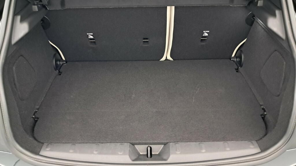 fotoG 10 del MINI MINI 5 Puertas Cooper C 115 kW (156 CV) 156cv Gasolina del 2025 en Madrid