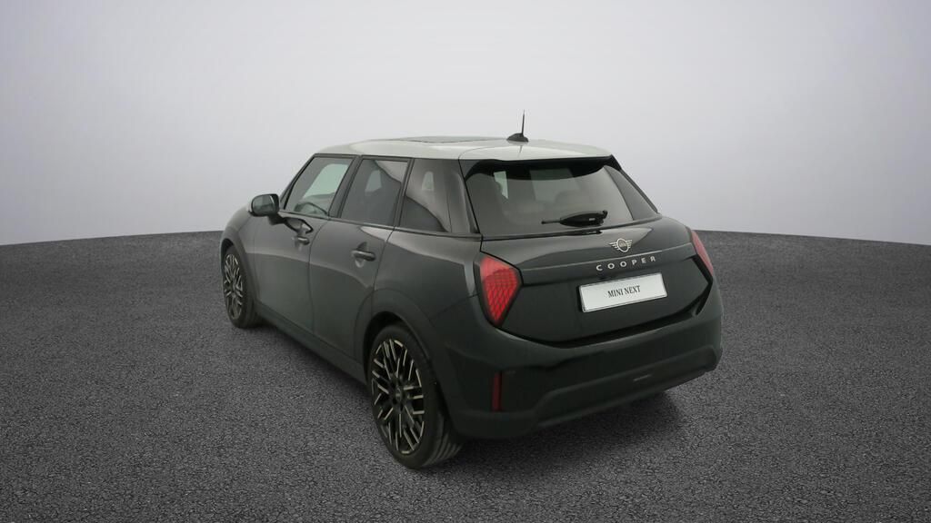 fotoG 5 del MINI MINI 5 Puertas Cooper C 115 kW (156 CV) 156cv Gasolina del 2025 en Madrid