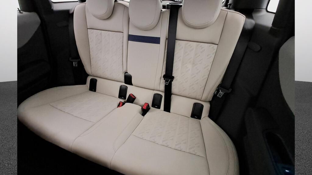 fotoG 9 del MINI MINI 5 Puertas Cooper C 115 kW (156 CV) 156cv Gasolina del 2025 en Madrid