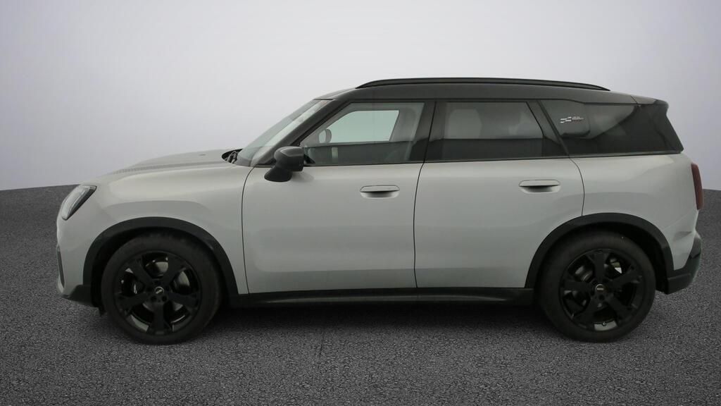 fotoG 3 del Mini MINI Countryman Countryman D 163cv Diésel del 2025 en Madrid