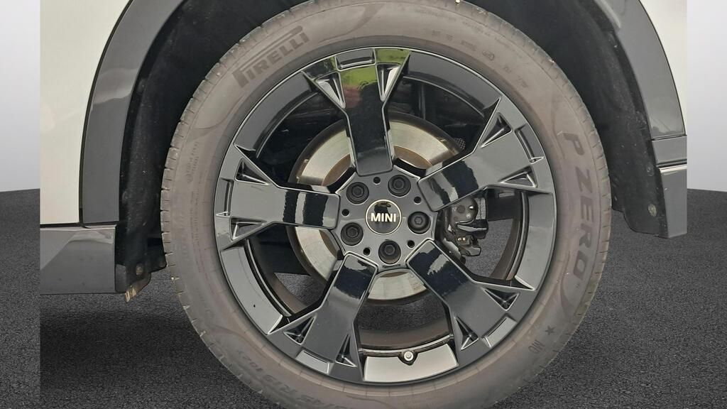 fotoG 13 del Mini MINI Countryman Countryman D 163cv Diésel del 2025 en Madrid