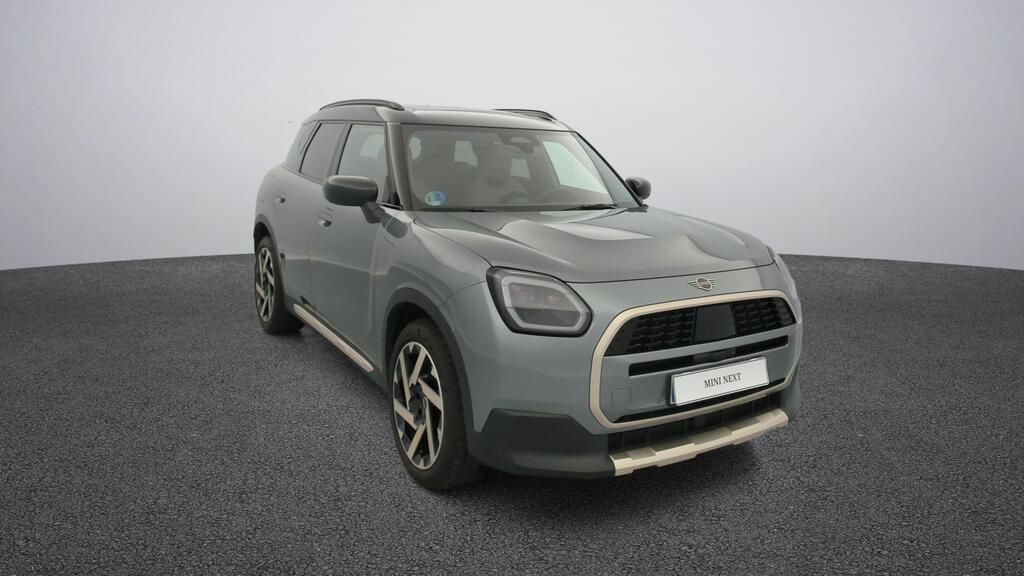 fotoG 16 del MINI MINI Countryman D 120 kW (163 CV) 163cv Diésel del 2025 en Madrid