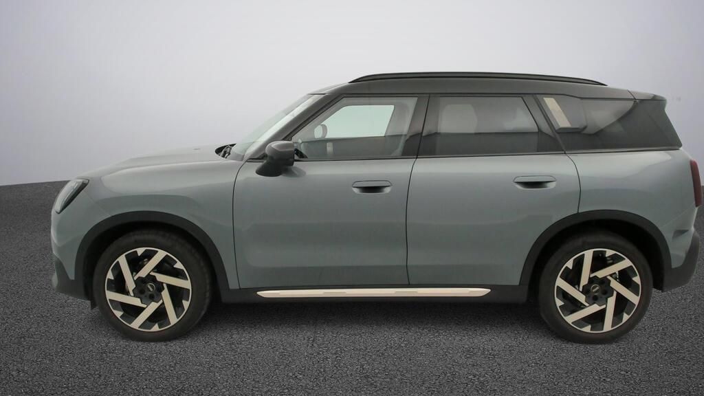 fotoG 3 del MINI MINI Countryman D 120 kW (163 CV) 163cv Diésel del 2025 en Madrid