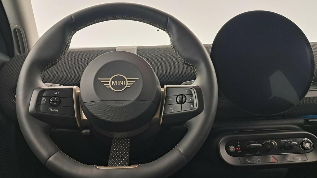 fotoG 7 del MINI MINI Aceman E 135 kW (184 CV) 184cv Eléctrico del 2025 en Madrid