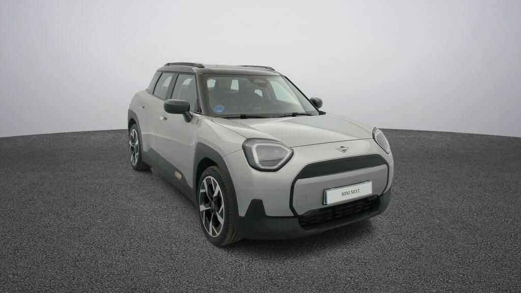fotoG 16 del MINI MINI Aceman E 135 kW (184 CV) 184cv Eléctrico del 2025 en Madrid