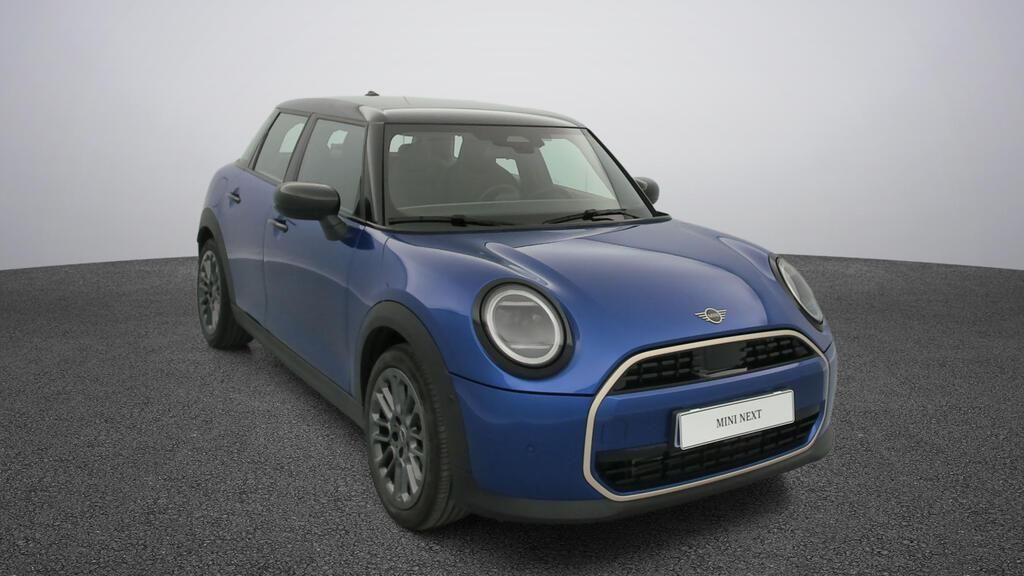 fotoG 16 del MINI MINI 5 Puertas Cooper C 115 kW (156 CV) 156cv Gasolina del 2025 en Madrid