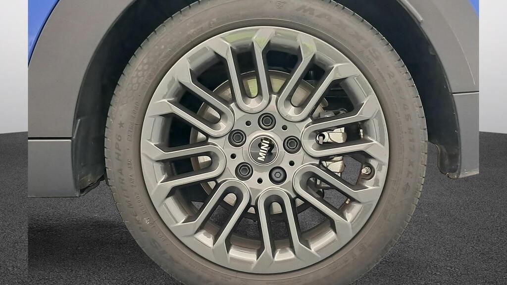 fotoG 13 del MINI MINI 5 Puertas Cooper C 115 kW (156 CV) 156cv Gasolina del 2025 en Madrid