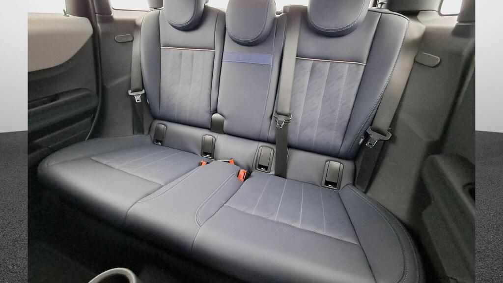 fotoG 9 del MINI MINI 5 Puertas Cooper C 115 kW (156 CV) 156cv Gasolina del 2025 en Madrid