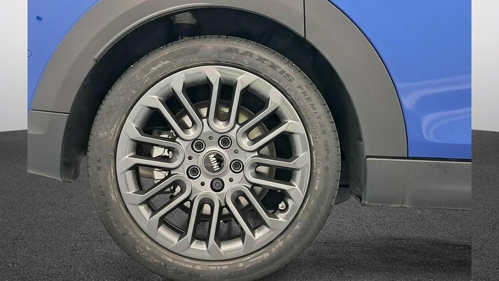 fotoG 12 del MINI MINI 5 Puertas Cooper C 115 kW (156 CV) 156cv Gasolina del 2025 en Madrid