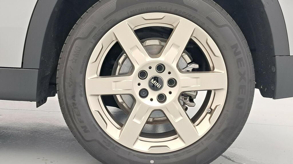 fotoG 12 del MINI MINI Countryman C 125 kW (170 CV) 170cv Gasolina del 2025 en Madrid