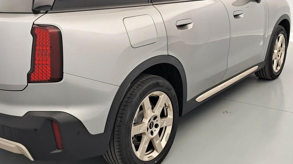 fotoG 18 del MINI MINI Countryman C 125 kW (170 CV) 170cv Gasolina del 2025 en Madrid