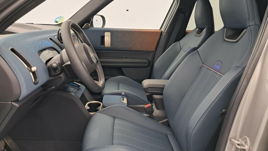 fotoG 8 del MINI MINI Countryman C 125 kW (170 CV) 170cv Gasolina del 2025 en Madrid