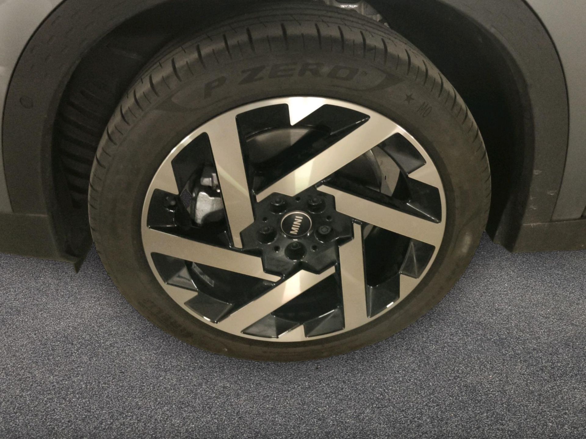 fotoM 14 del Mini MINI Countryman C 170cv Gasolina del 2025 en Madrid