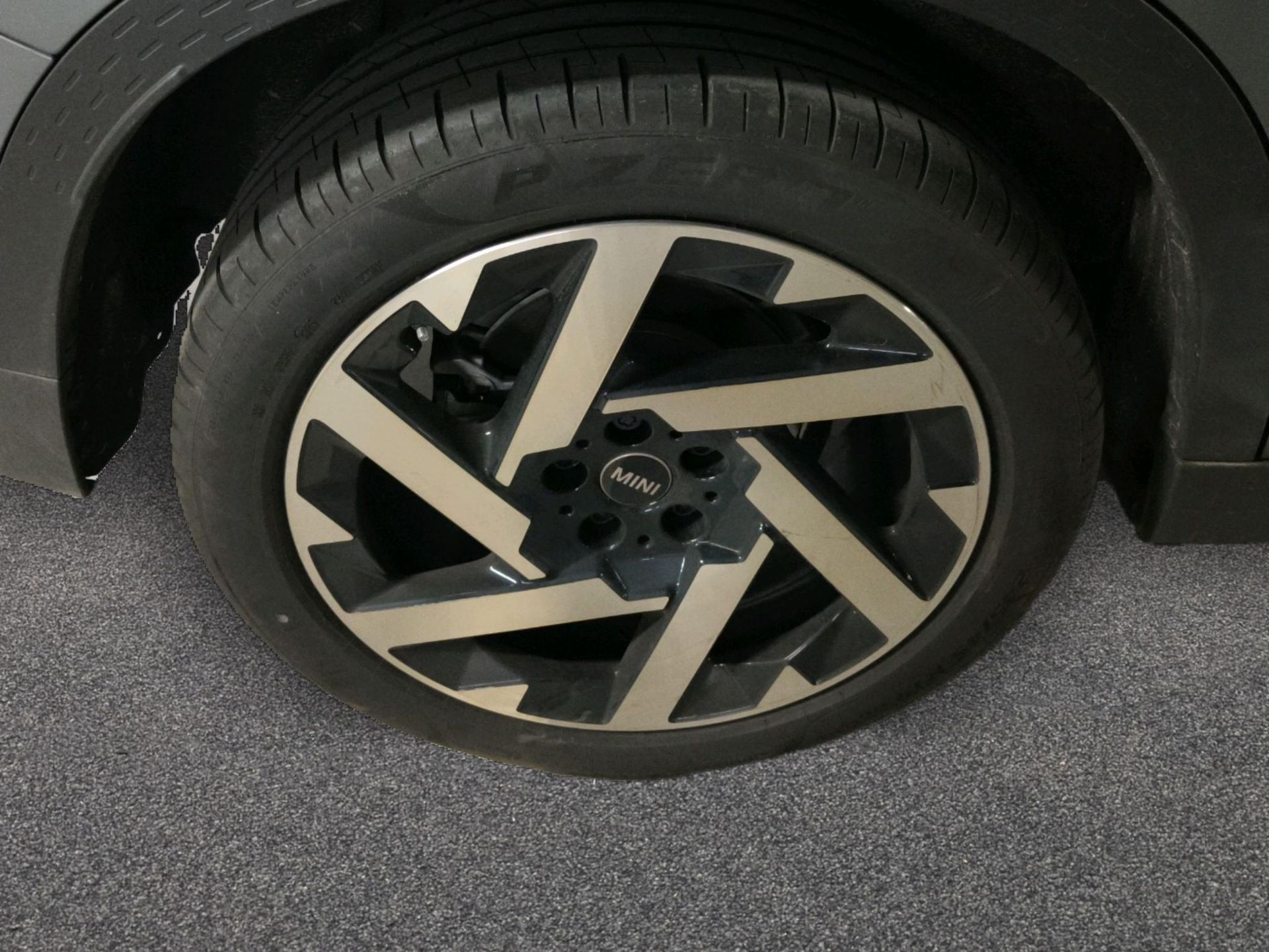 fotoG 14 del Mini MINI Countryman C 170cv Gasolina del 2025 en Madrid