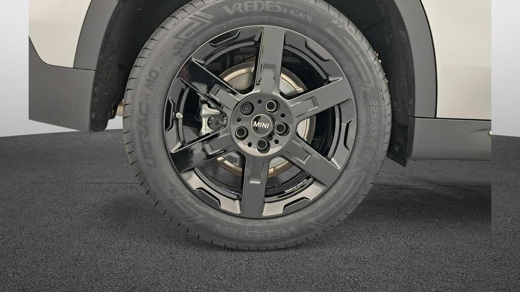 fotoG 11 del MINI MINI Countryman C 125 kW (170 CV) 170cv Gasolina del 2025 en Madrid