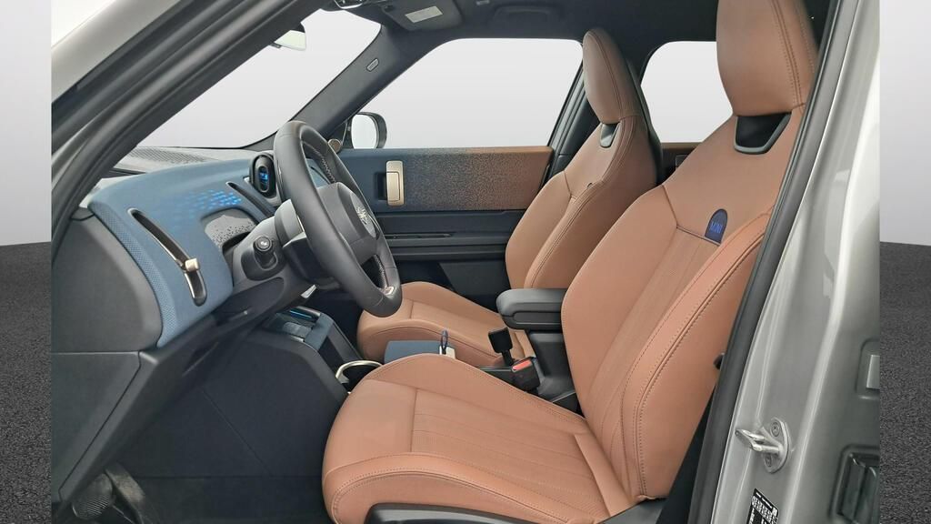 fotoG 8 del MINI MINI Countryman C 125 kW (170 CV) 170cv Gasolina del 2025 en Madrid