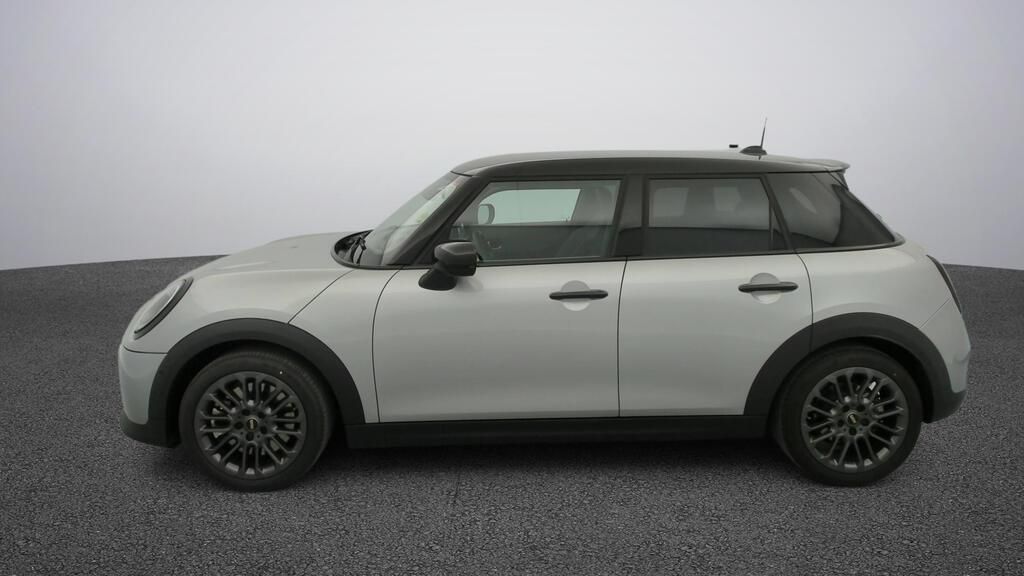 fotoG 3 del MINI MINI Cooper 5 Puertas S 150 kW (204 CV) 204cv Gasolina del 2025 en Madrid