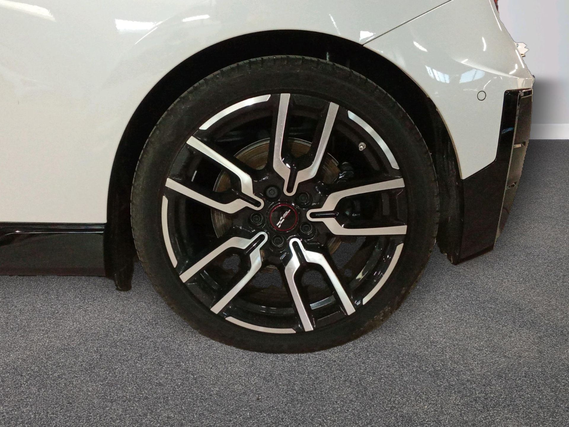 fotoG 12 del MINI MINI 3 Puertas Cooper SE 160 kW (218 CV) 218cv Eléctrico del 2025 en Madrid