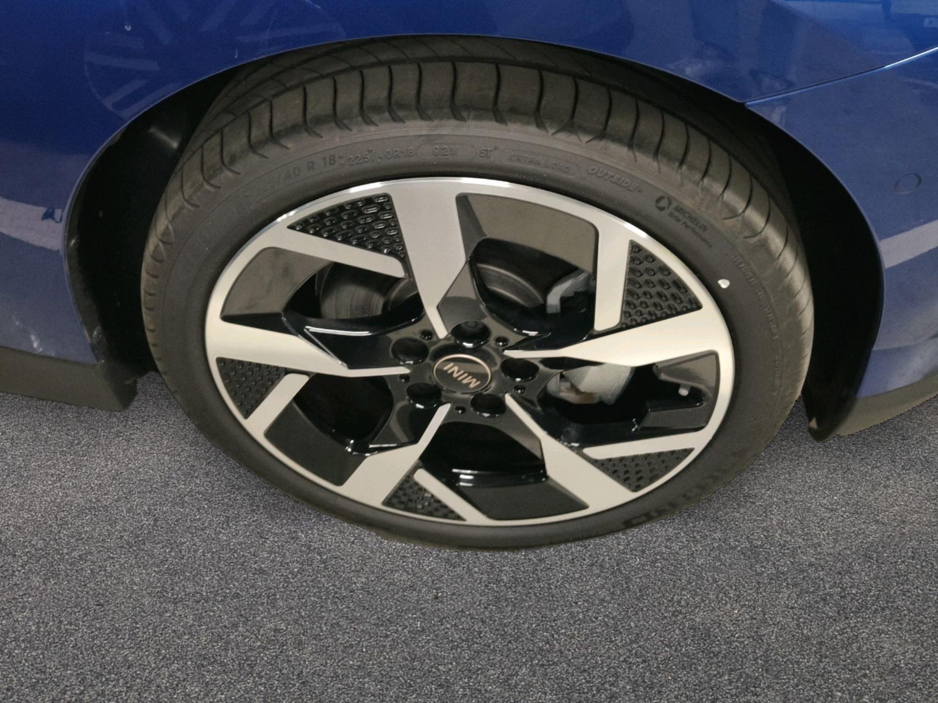 fotoG 12 del MINI MINI 3 Puertas Cooper E 135 kW (184 CV) 184cv Eléctrico del 2025 en Madrid