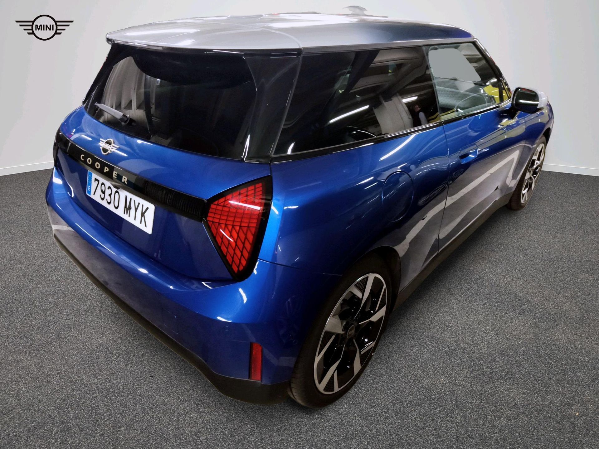 fotoG 4 del MINI MINI 3 Puertas Cooper E 135 kW (184 CV) 184cv Eléctrico del 2025 en Madrid