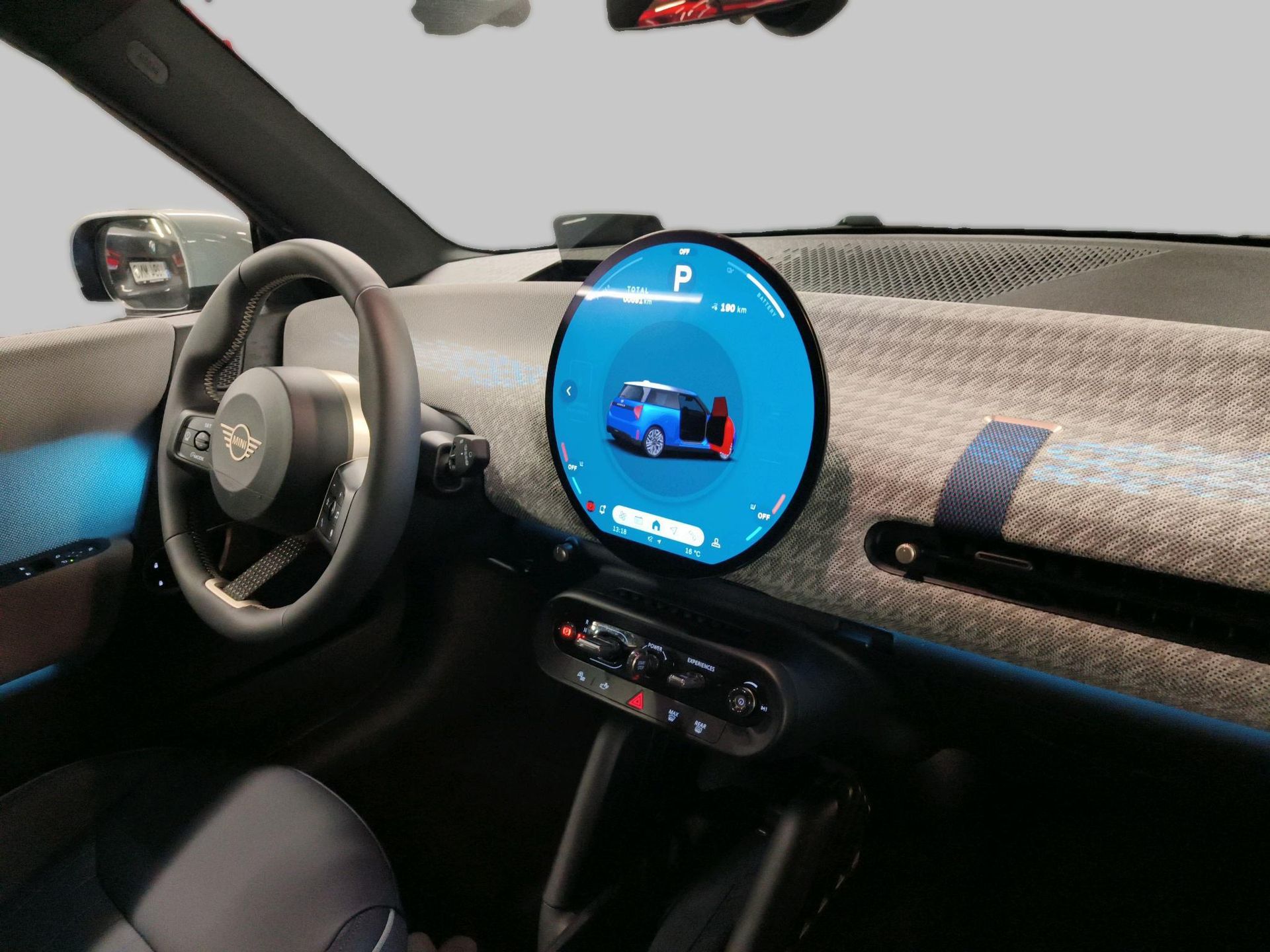 fotoG 7 del MINI MINI 3 Puertas Cooper E 135 kW (184 CV) 184cv Eléctrico del 2025 en Madrid