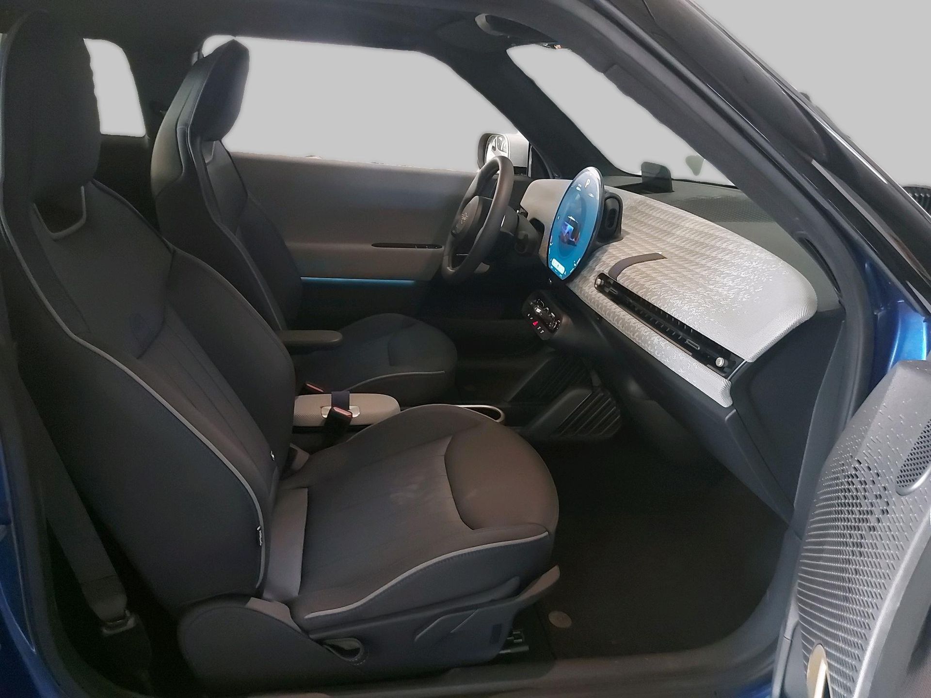 fotoG 8 del MINI MINI 3 Puertas Cooper E 135 kW (184 CV) 184cv Eléctrico del 2025 en Madrid