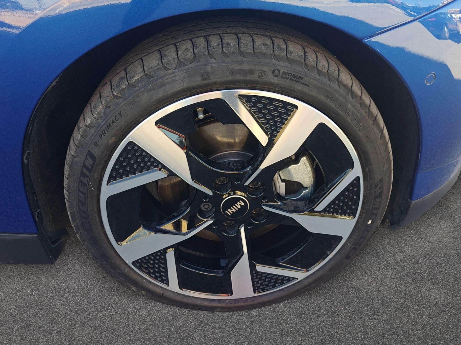 fotoG 13 del MINI MINI 3 Puertas Cooper E 135 kW (184 CV) 184cv Eléctrico del 2025 en Madrid