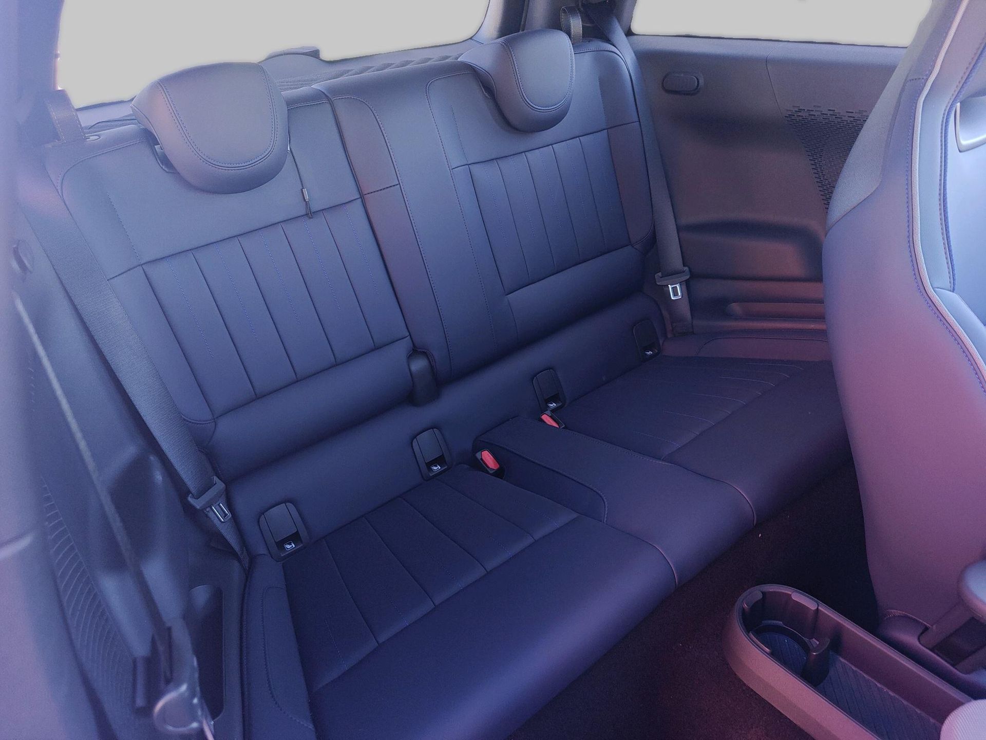 fotoG 9 del MINI MINI 3 Puertas Cooper E 135 kW (184 CV) 184cv Eléctrico del 2025 en Madrid