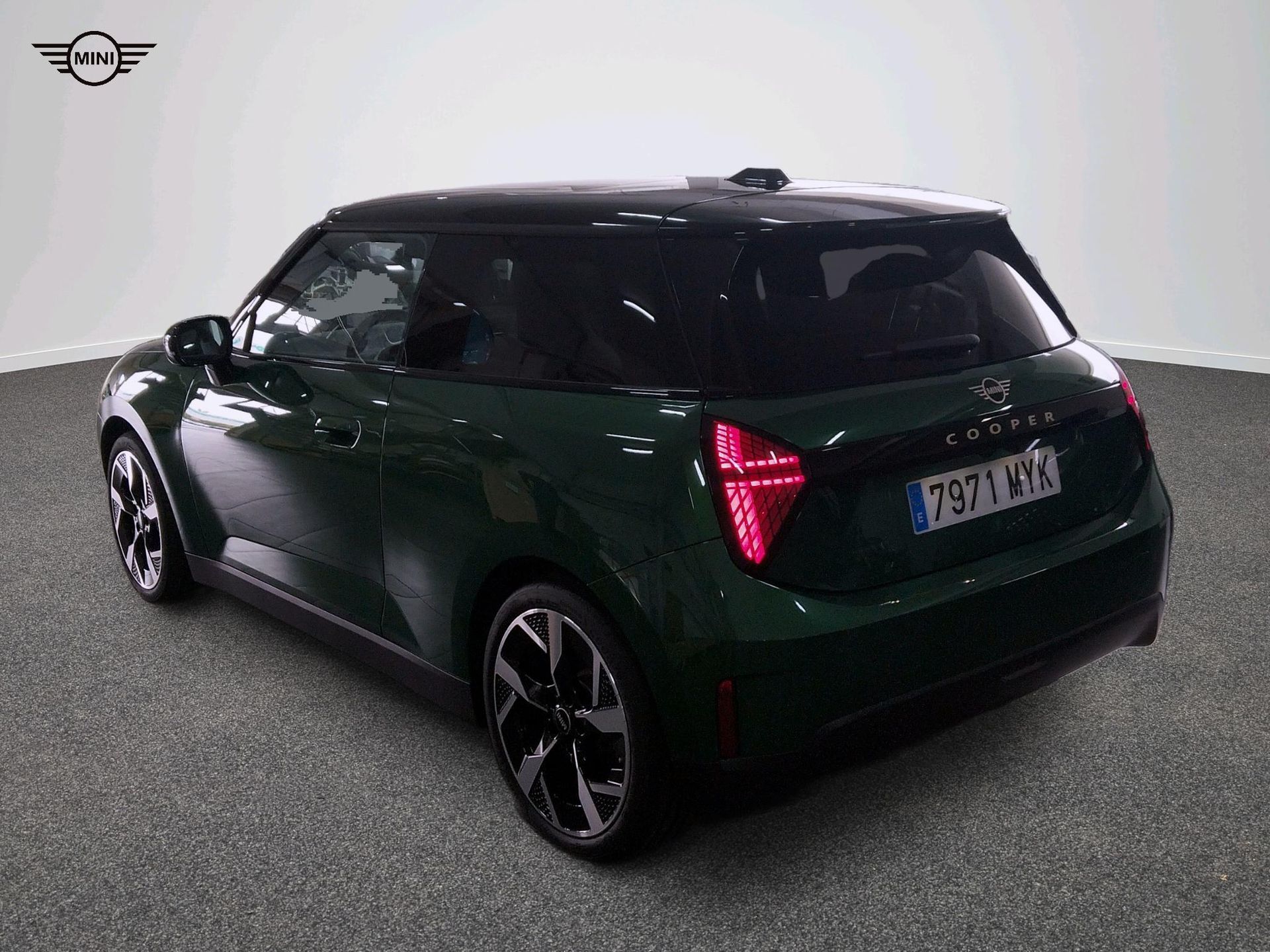 fotoG 5 del MINI MINI 3 Puertas Cooper E 135 kW (184 CV) 184cv Eléctrico del 2025 en Madrid