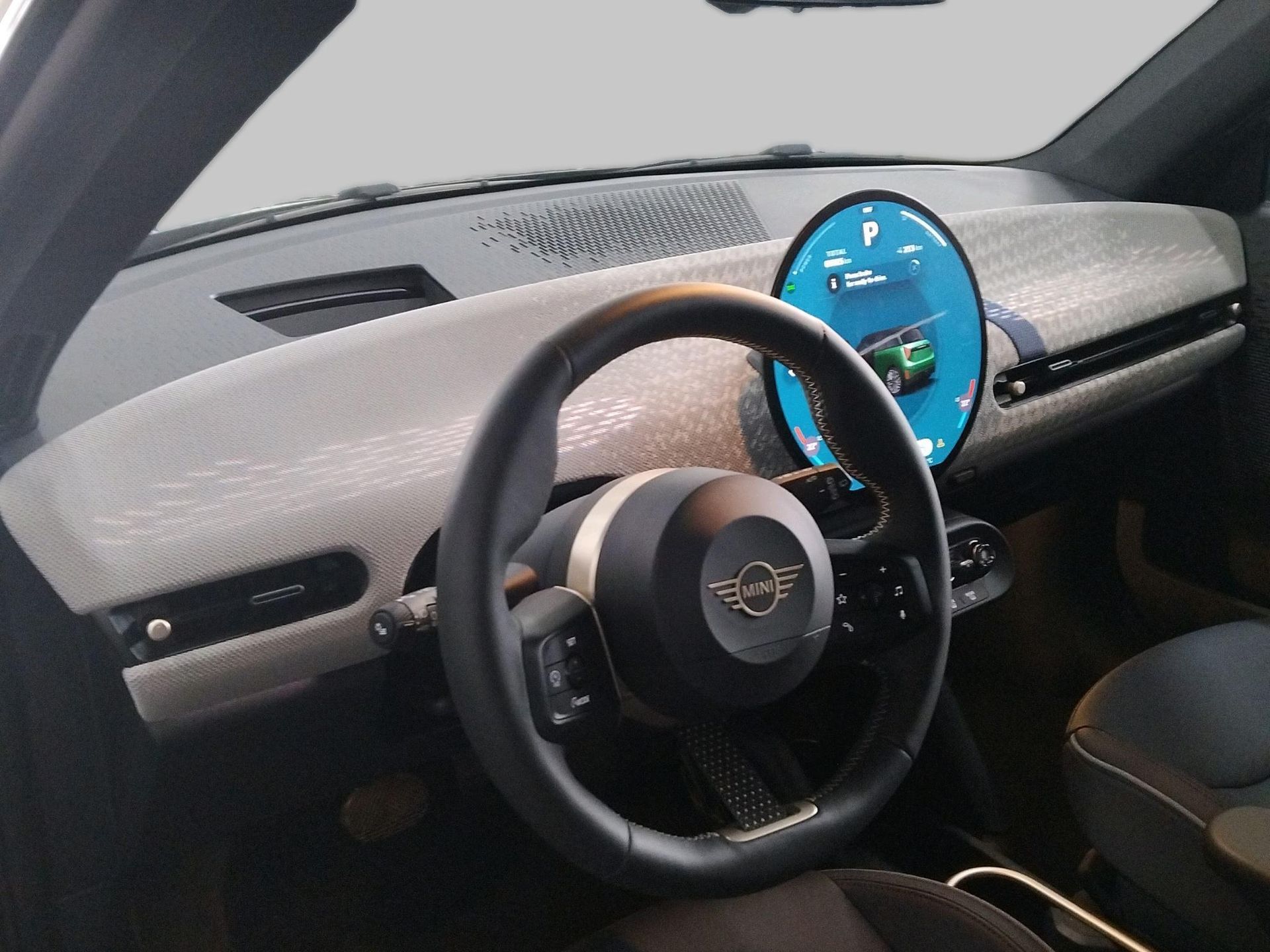 fotoG 7 del MINI MINI 3 Puertas Cooper E 135 kW (184 CV) 184cv Eléctrico del 2025 en Madrid