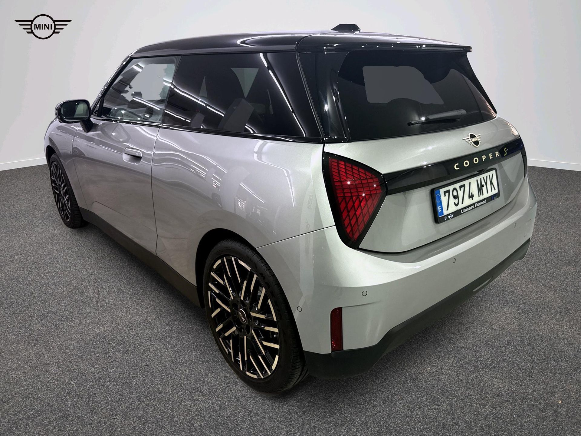 fotoG 5 del MINI MINI 3 Puertas Cooper SE 160 kW (218 CV) 218cv Eléctrico del 2025 en Madrid