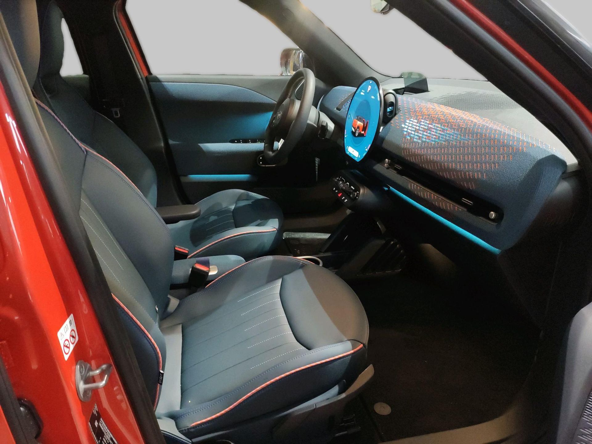 fotoG 8 del MINI MINI Aceman E 135 kW (184 CV) 184cv Eléctrico del 2025 en Madrid