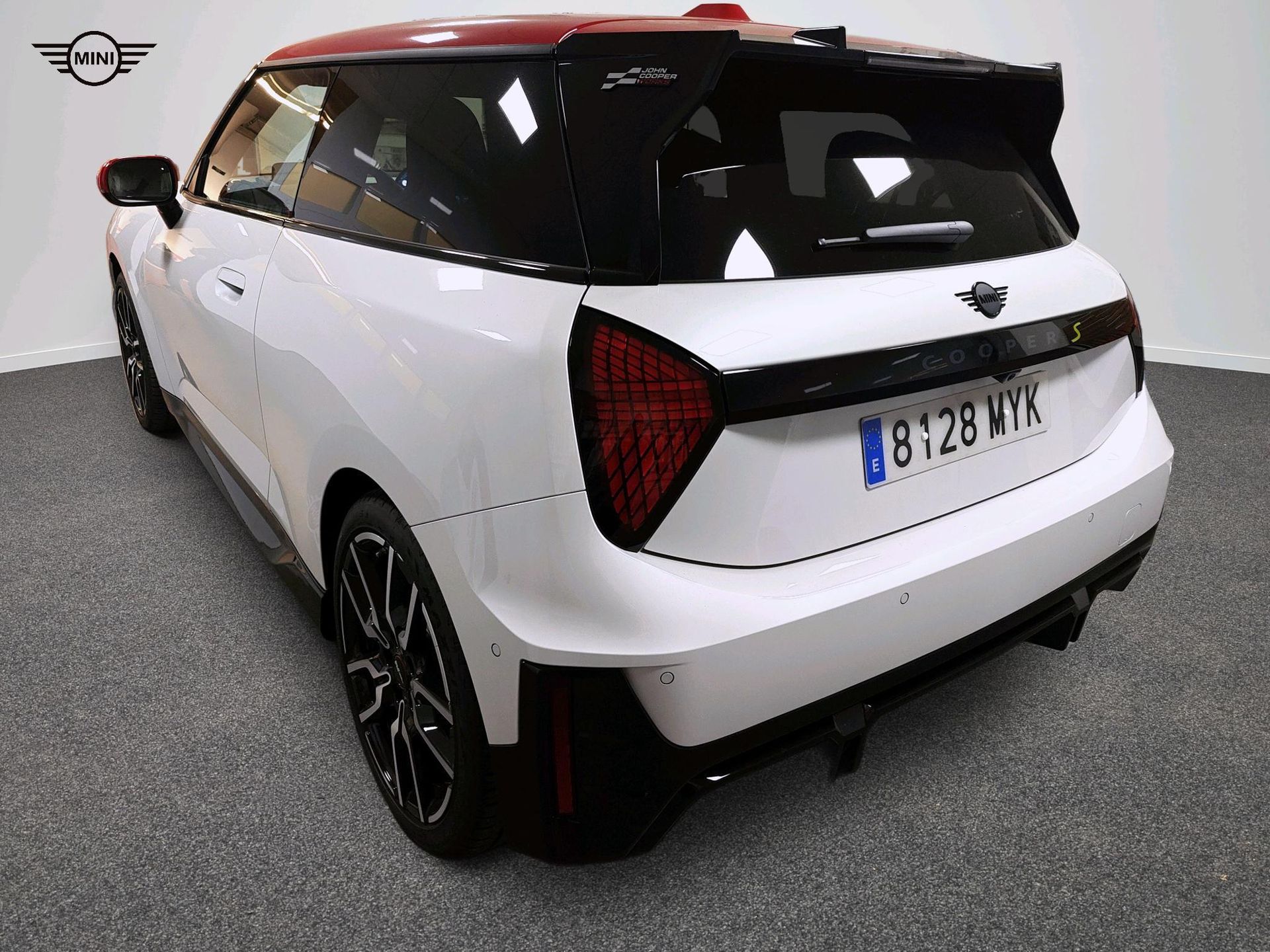 fotoG 5 del MINI MINI 3 Puertas Cooper SE 160 kW (218 CV) 218cv Eléctrico del 2025 en Madrid