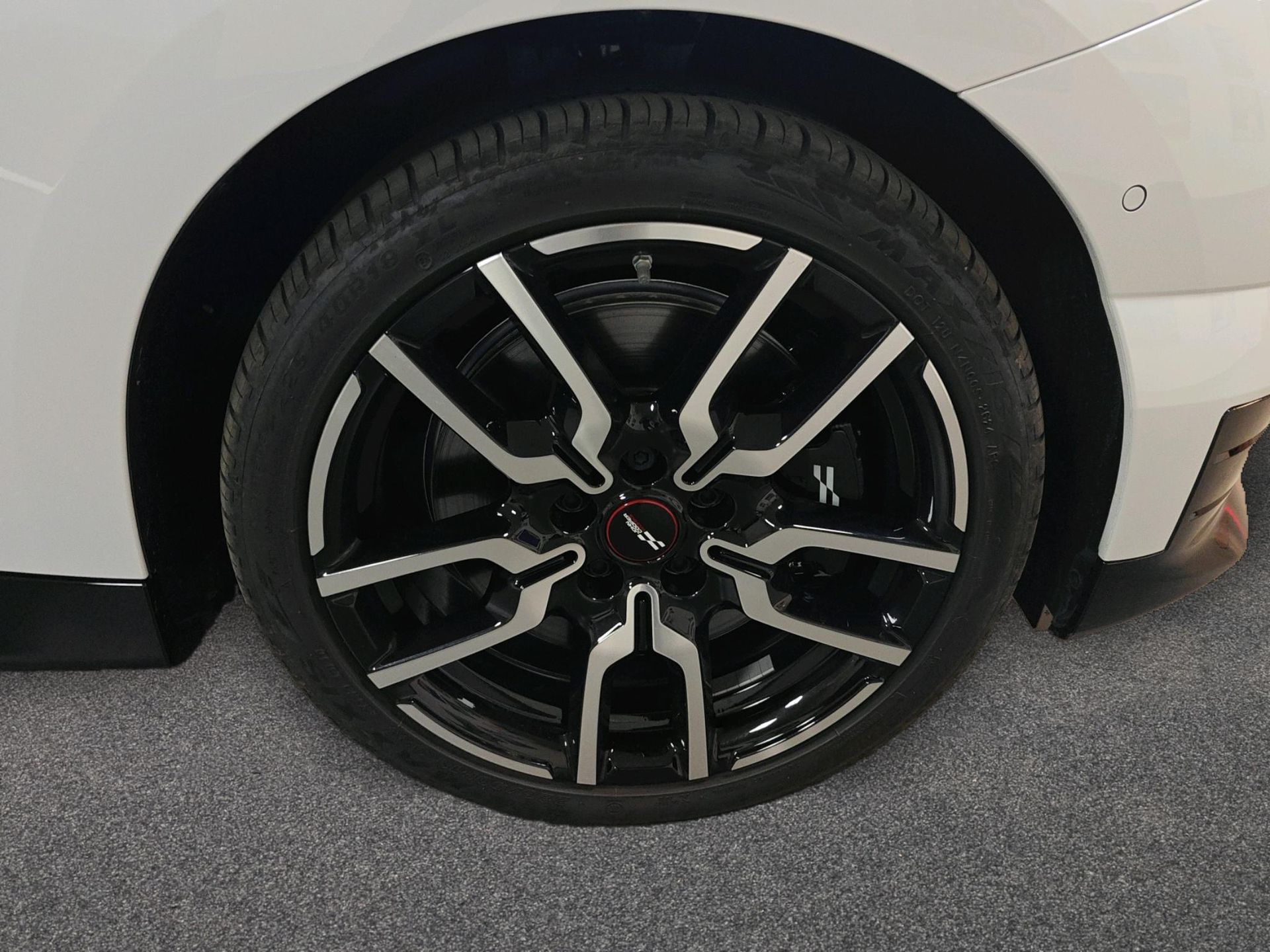 fotoG 14 del MINI MINI 3 Puertas Cooper SE 160 kW (218 CV) 218cv Eléctrico del 2025 en Madrid