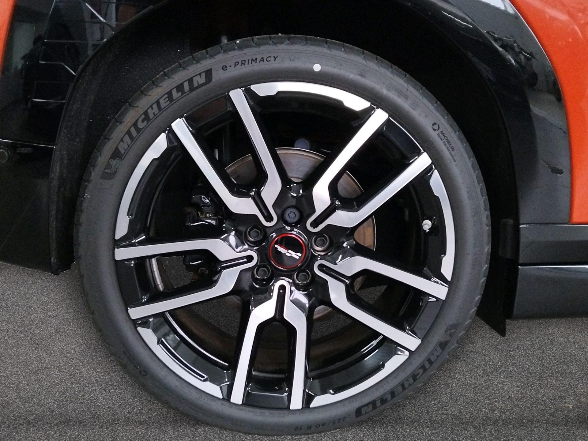 fotoG 11 del Mini MINI Aceman SE 218cv Eléctrico del 2025 en Madrid