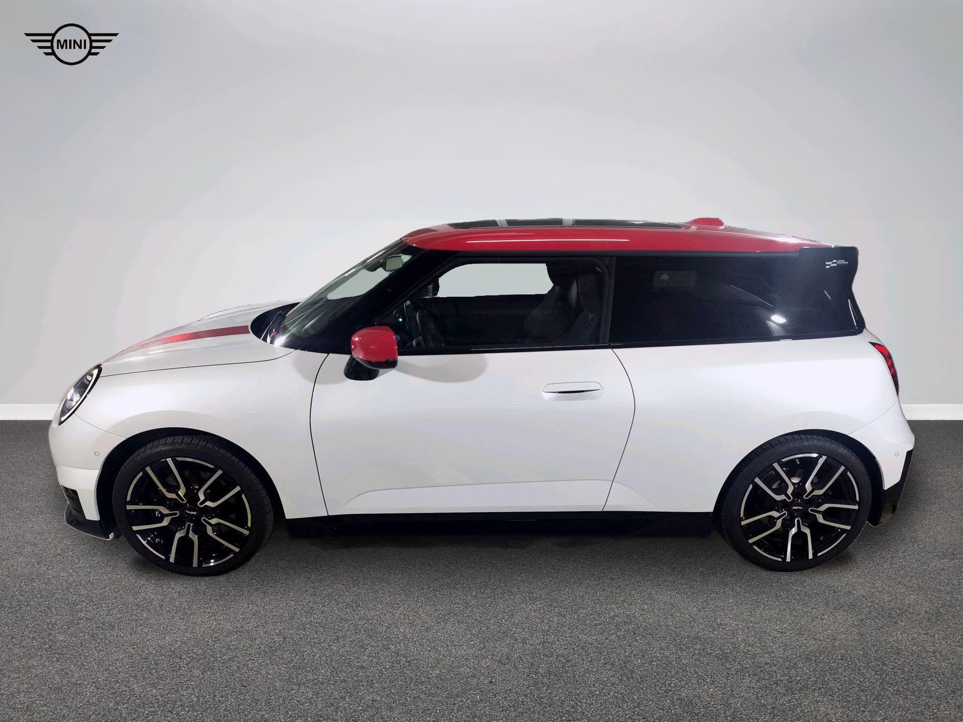 fotoG 3 del Mini MINI Cooper Eléctrico MINI Cooper SE 218cv Eléctrico del 2025 en Madrid