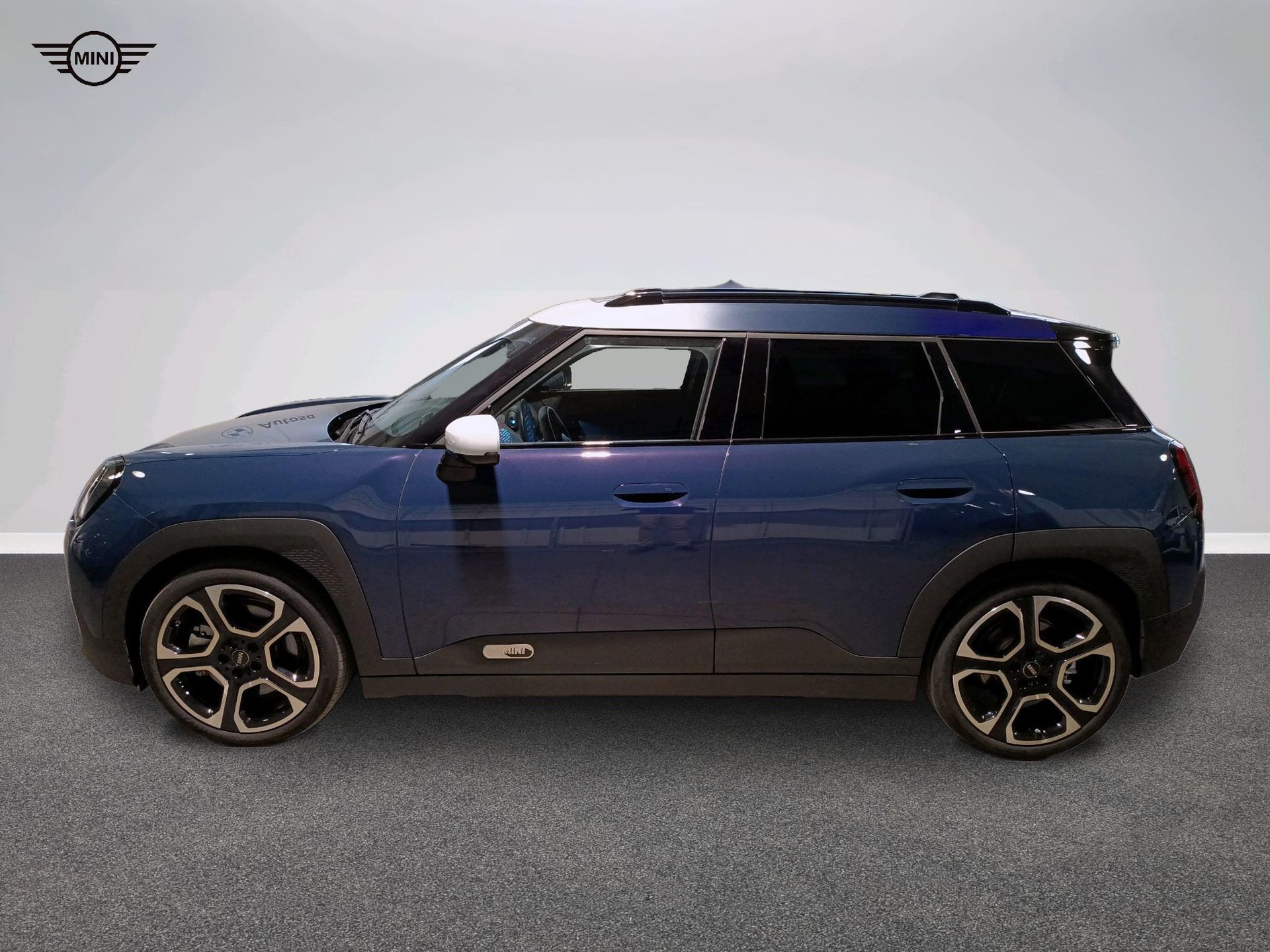 fotoG 2 del Mini MINI Aceman SE 218cv Eléctrico del 2025 en Madrid