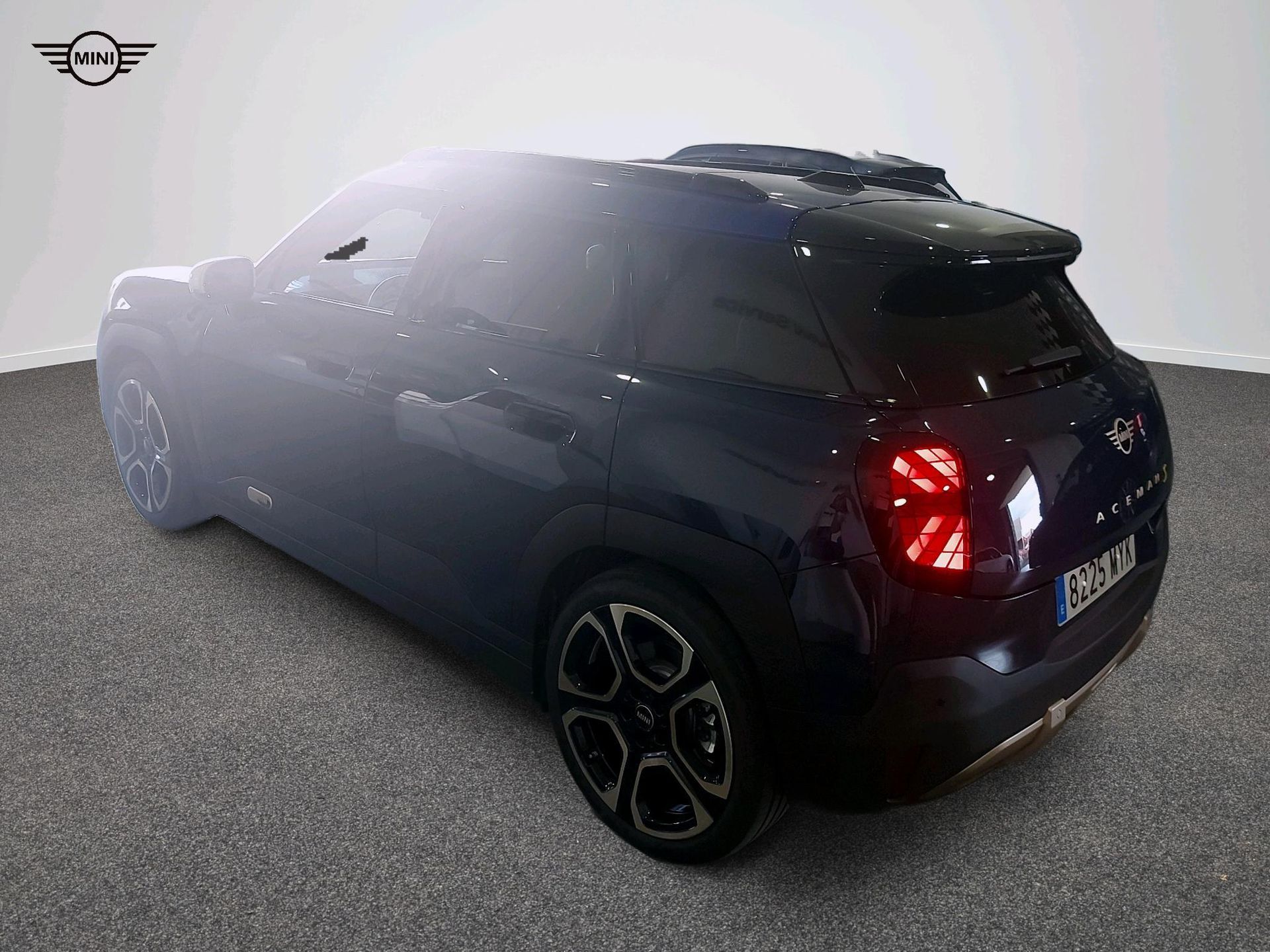 fotoG 5 del Mini MINI Aceman SE 218cv Eléctrico del 2025 en Madrid