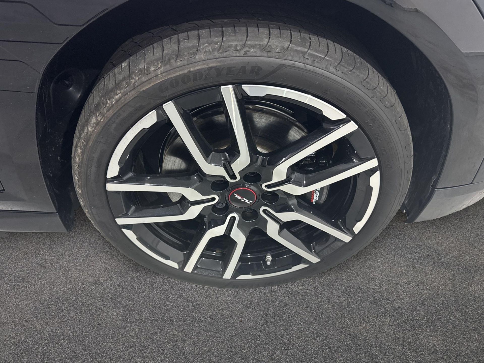 fotoG 11 del MINI MINI Aceman SE 160 kW (218 CV) 218cv Eléctrico del 2025 en Madrid