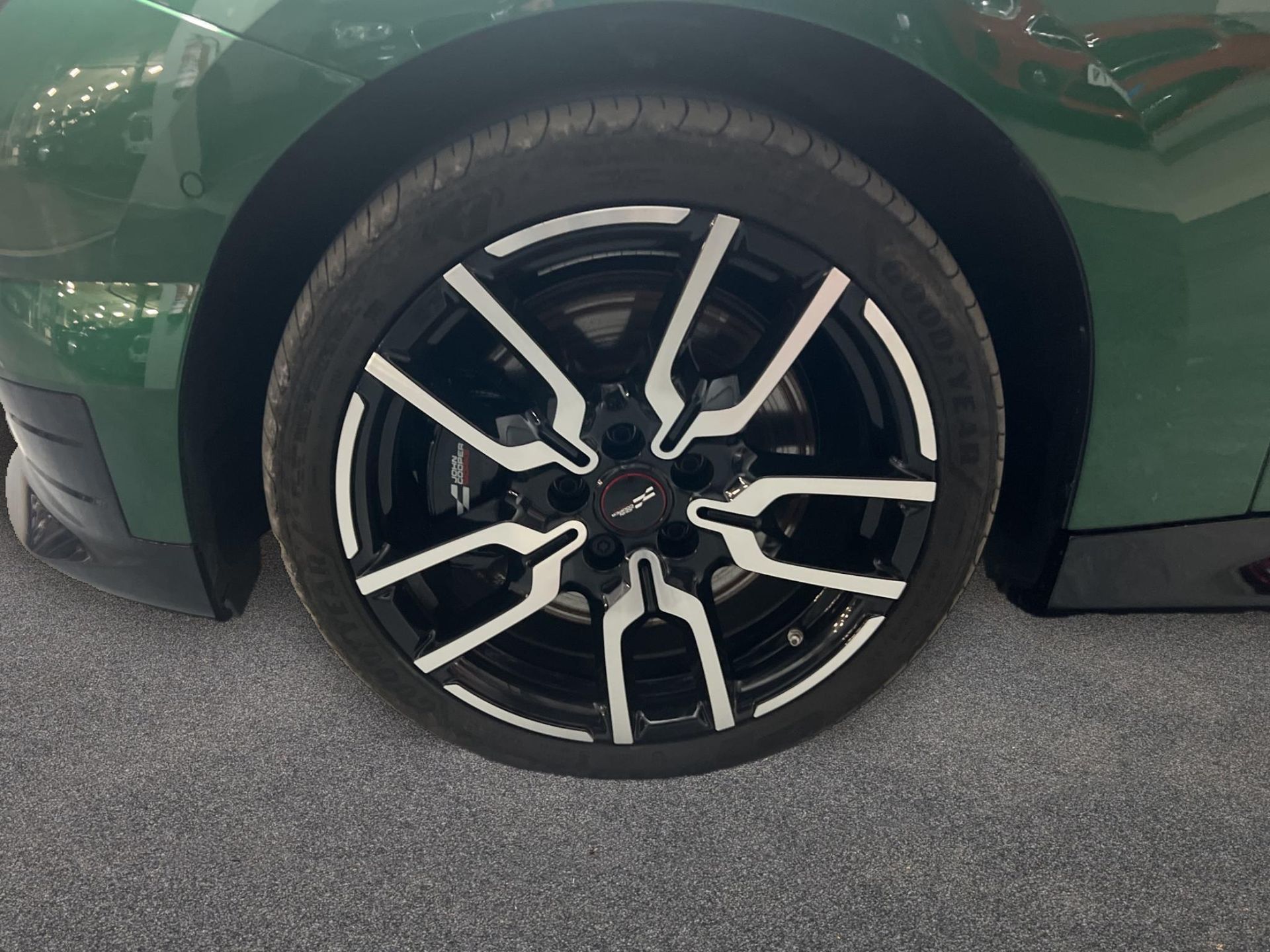 fotoG 12 del MINI MINI 3 Puertas Cooper E 135 kW (184 CV) 184cv Eléctrico del 2025 en Madrid