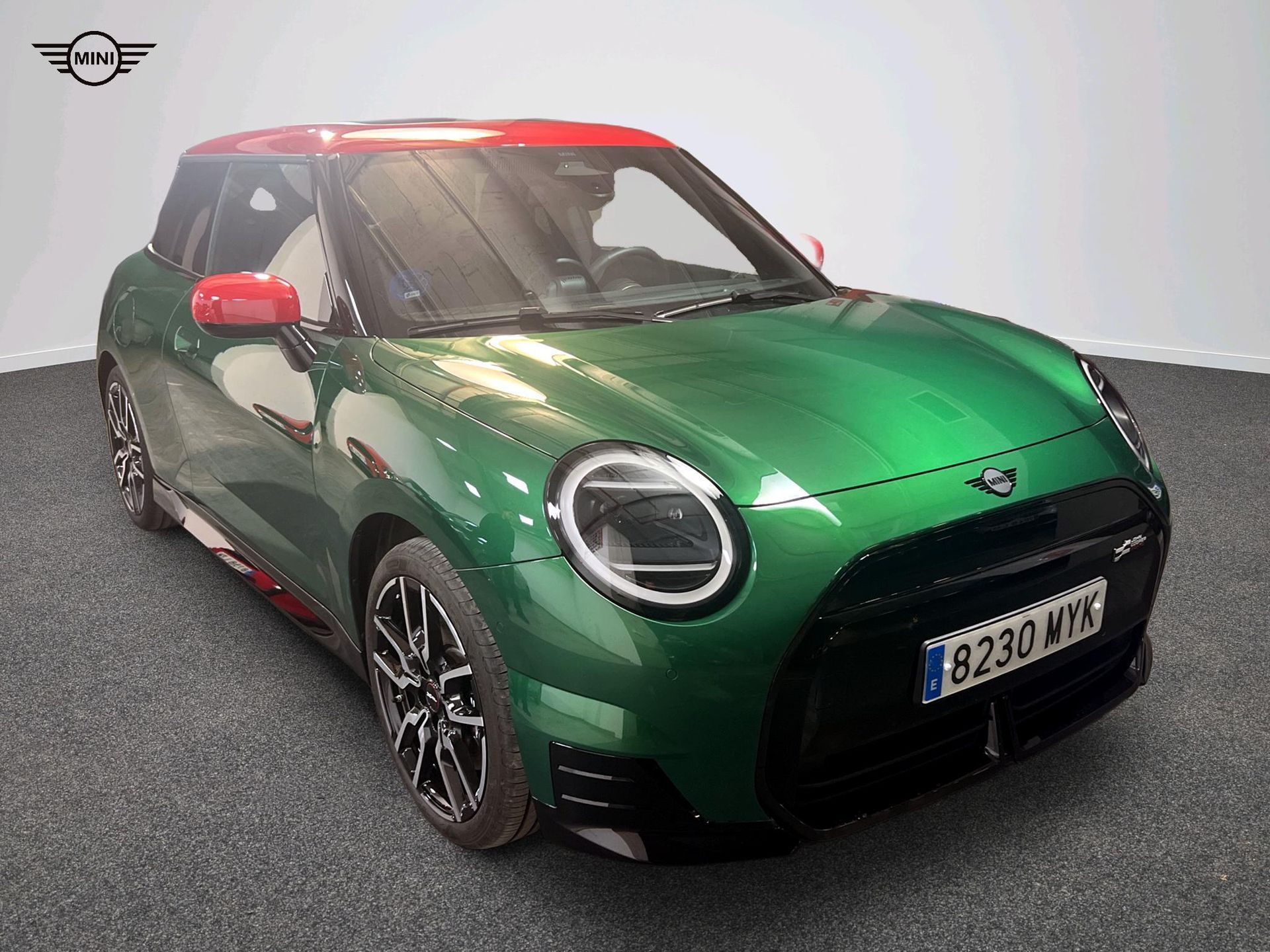 fotoG 15 del MINI MINI 3 Puertas Cooper E 135 kW (184 CV) 184cv Eléctrico del 2025 en Madrid